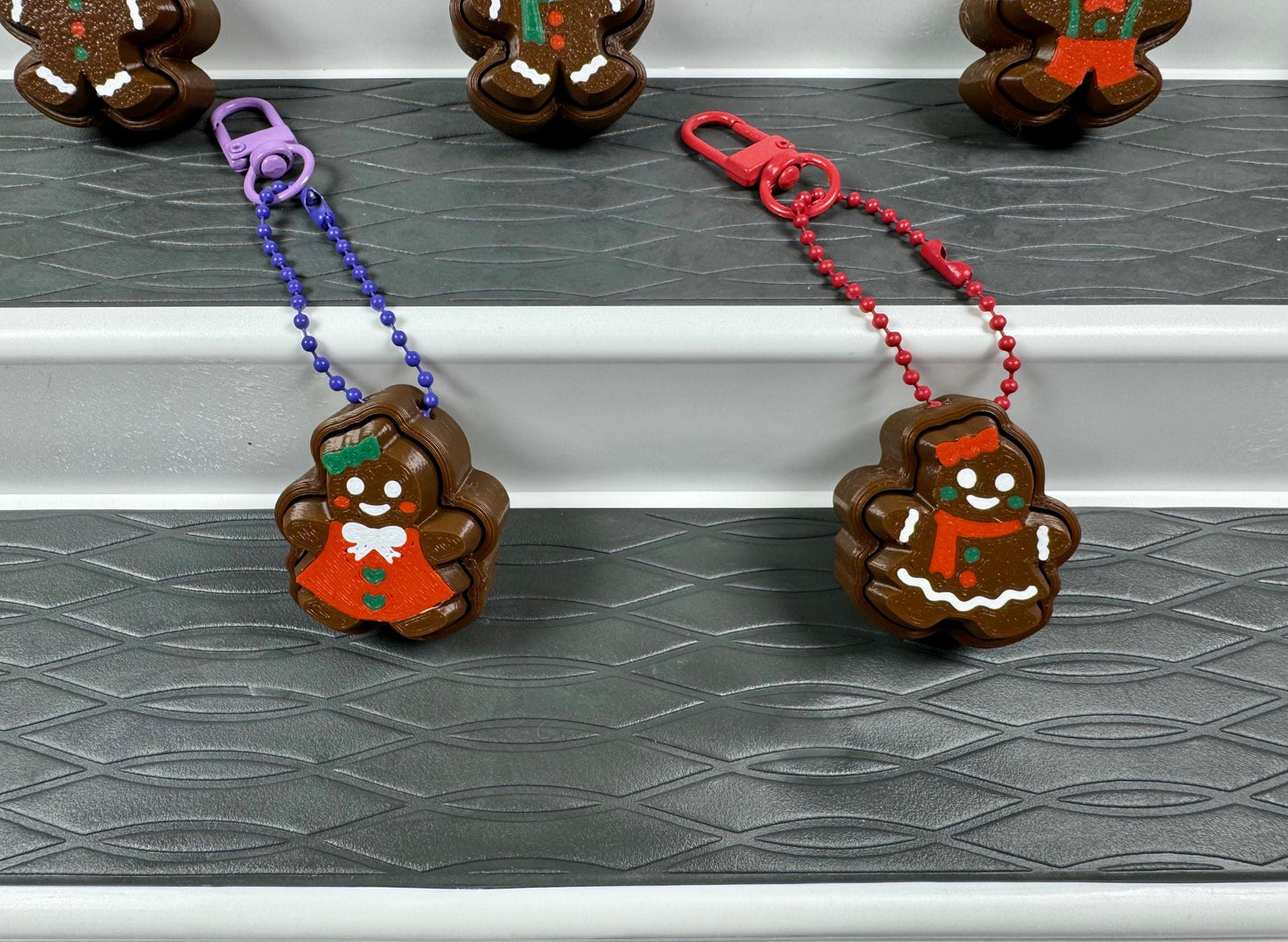 Gingerbread Fidget Clicker Keychain Stress Relief 3d Printed Sensory Toy Backpack Charm, Stocking Stuffer Christmas Gift